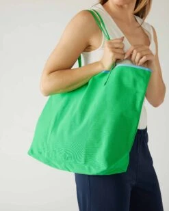 Le Canvas Tote -Mersea le canvas tote kelly green 1