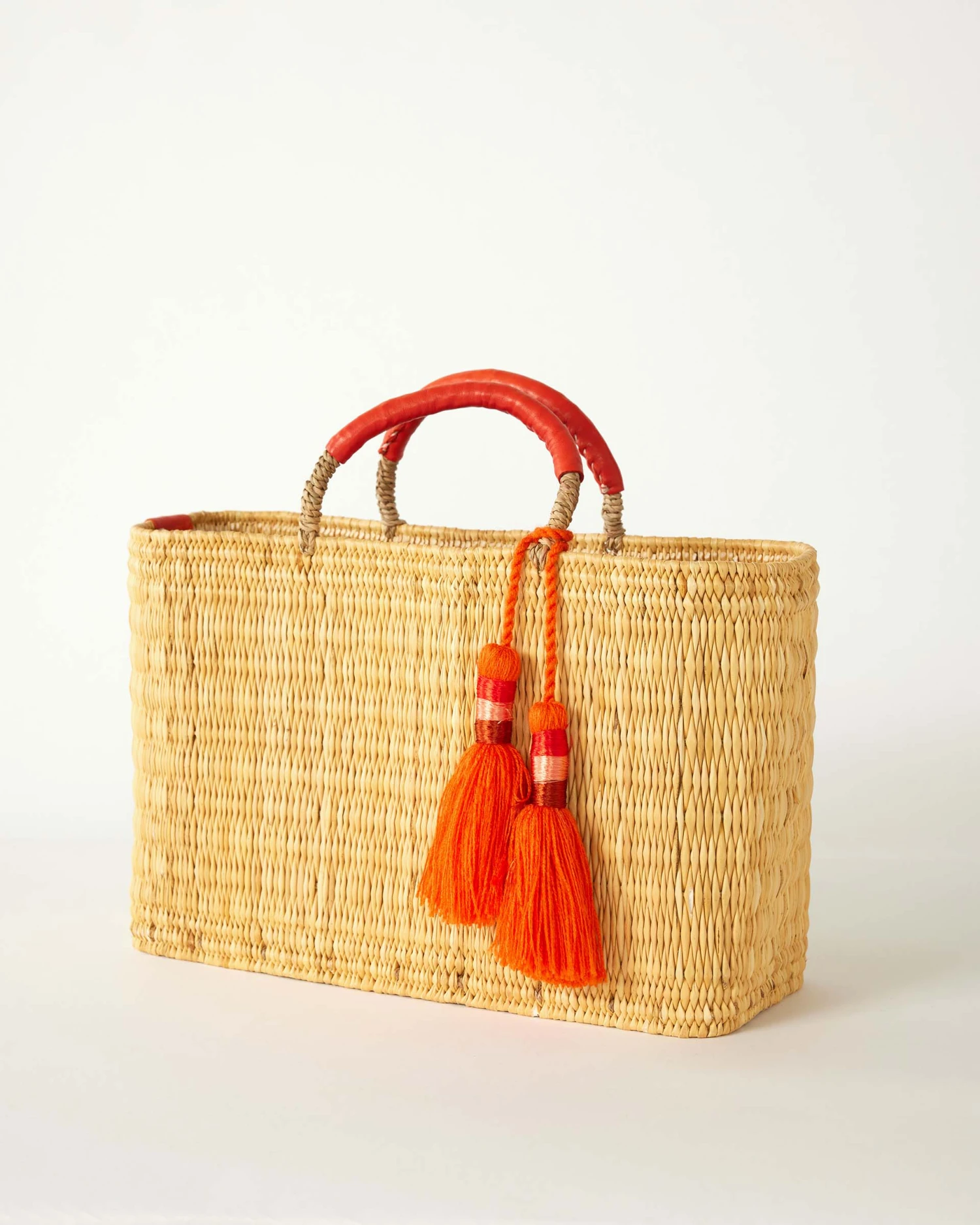 Medina Tassel Basket - Medium 6 Medina Tassel Basket - Medium - Image 6