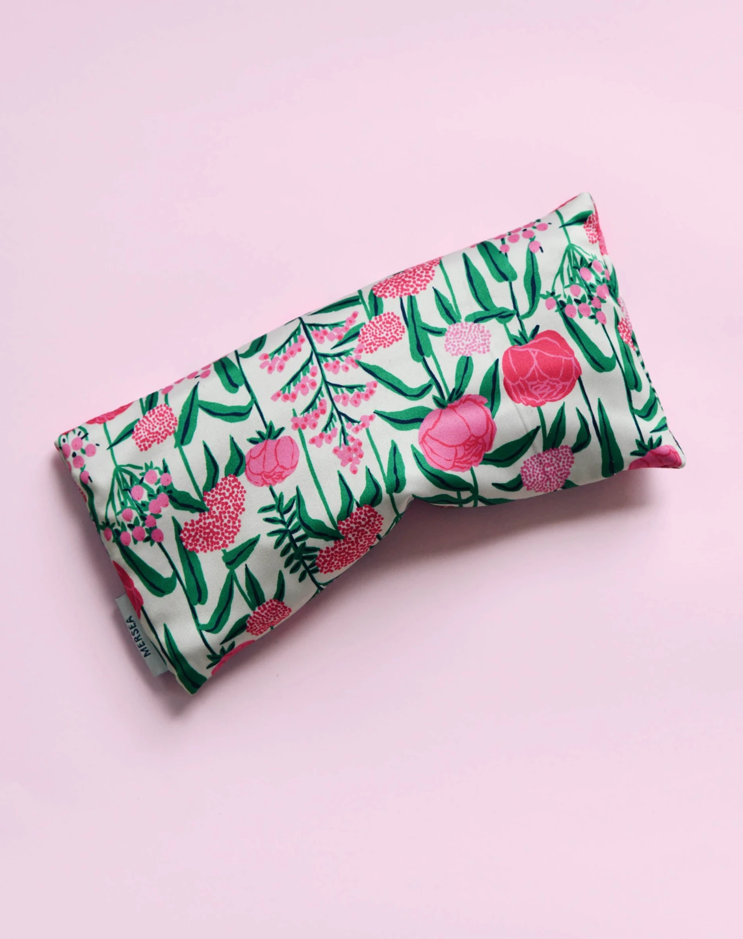 MERSEA Nuit Eye Pillow - Peony Party 2 MERSEA Nuit Eye Pillow - Peony Party - Image 2