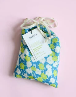 MERSEA Nuit Salt Soak - Pop Impatiens 5 MERSEA Nuit Salt Soak - Pop Impatiens -Mersea mersea nuit salt soak pop impatiens 1