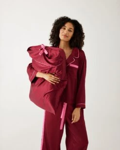 Satin Sailor Pillowcase -Mersea satin sailor pillowcase garnet 3