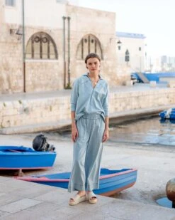 Sammie Chambray Pant -Mersea womens light blue wide leg deep pocket jeans full body travel destination look